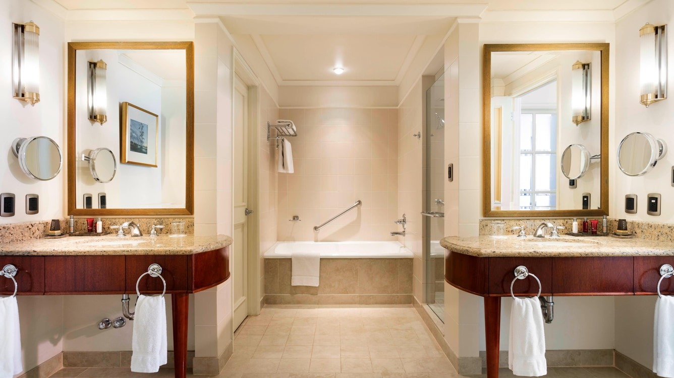 scldt-bathroom-0135-hor-wide